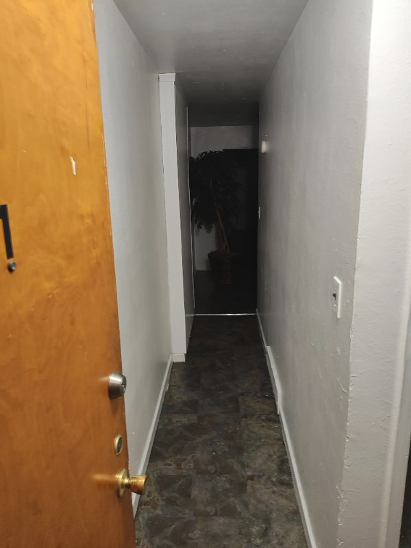 Building Photo - 216 E Bruce Ave