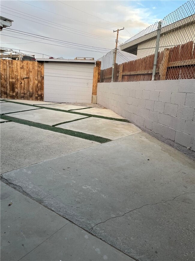 Building Photo - 369 E Avenue R4