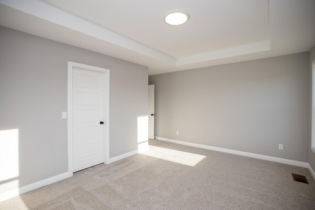 Building Photo - 924 Camden Ct