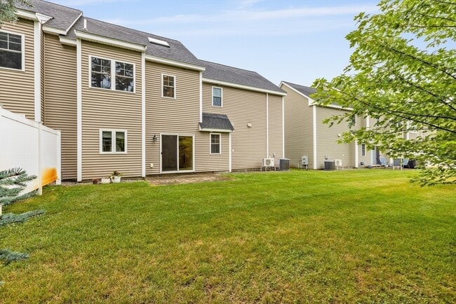 Building Photo - 129 Acton St