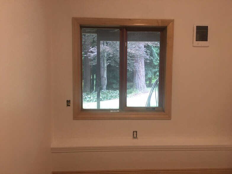 Room 2a - 23824 SE 28th St