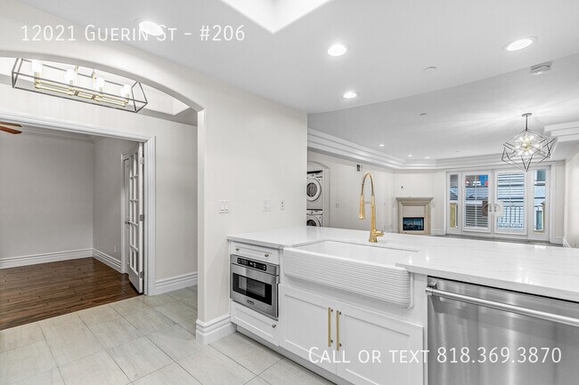 Building Photo - 12021 Guerin St