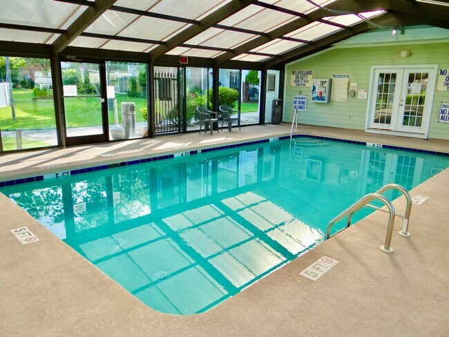 Building Photo - All Inclusive Seasonal Rental Available 11...