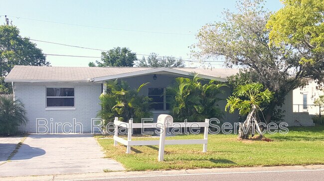 Primary Photo - 4323 Darlington Rd