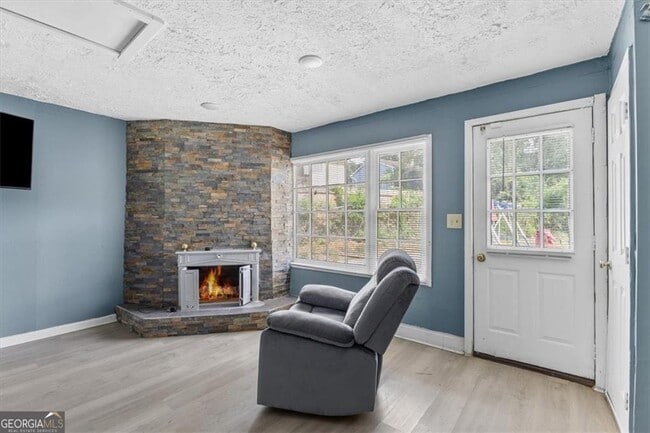 Building Photo - 661 Bantry Ln