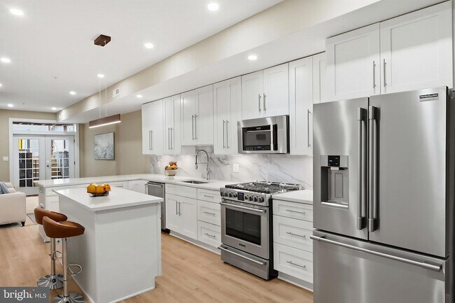 Building Photo - 3620 13th St NW