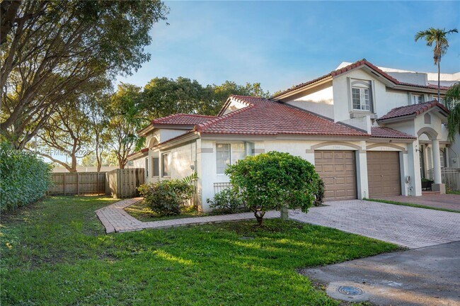 Building Photo - 5000 NW 116th Ct