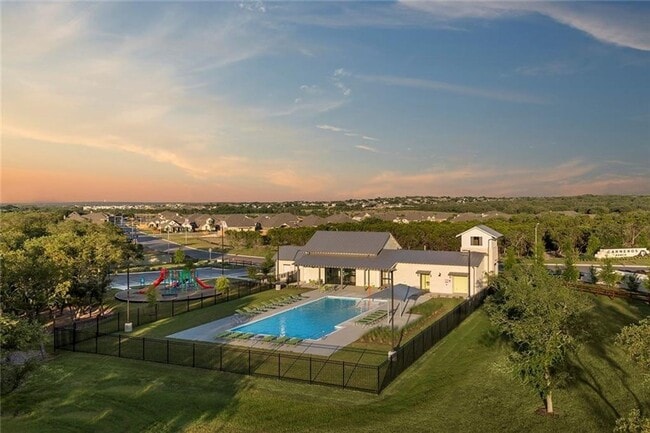 Building Photo - Carneros Ranch 3-bedroom/2-bath Home - Leander ISD