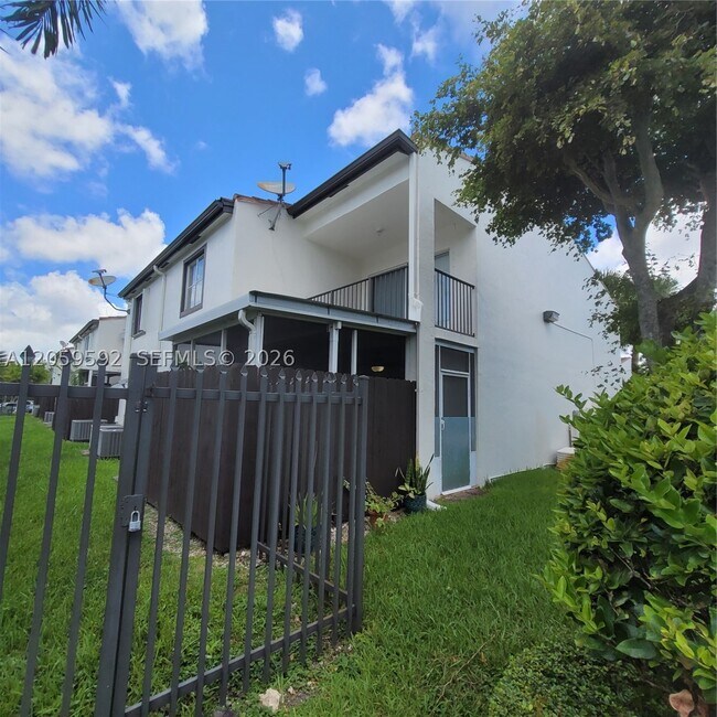 Building Photo - 1114 NW 124th Ct
