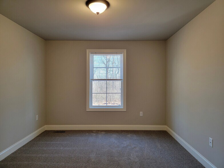 Building Photo - 109 Magnolia Dr