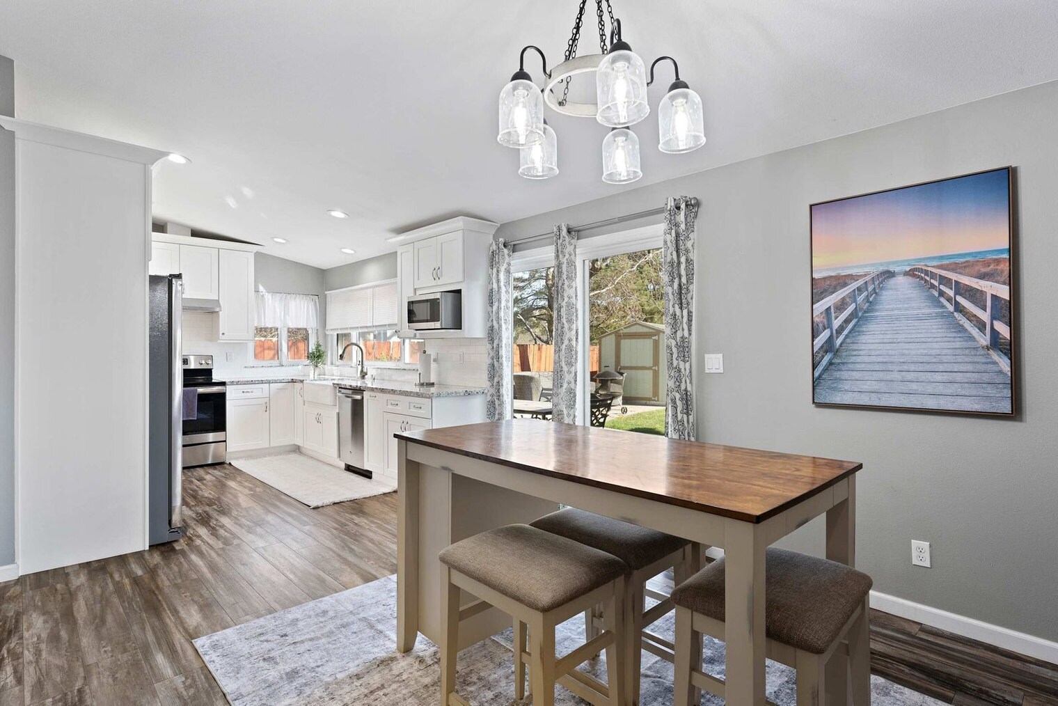 Building Photo - 1191 Los Amigos Dr