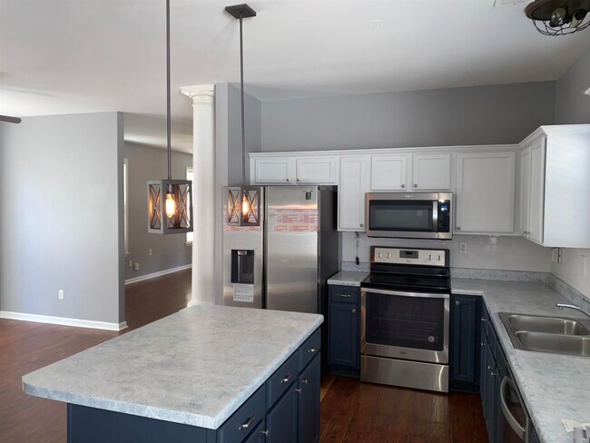 Building Photo - 1306 Isle Pointe Dr