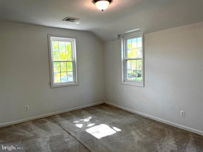 Building Photo - 4401 Arlington Blvd