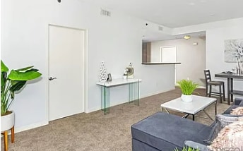 Building Photo - 427 Ninth Ave