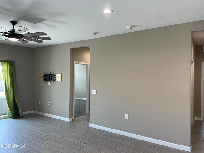 Building Photo - 24153 W Verlea Dr