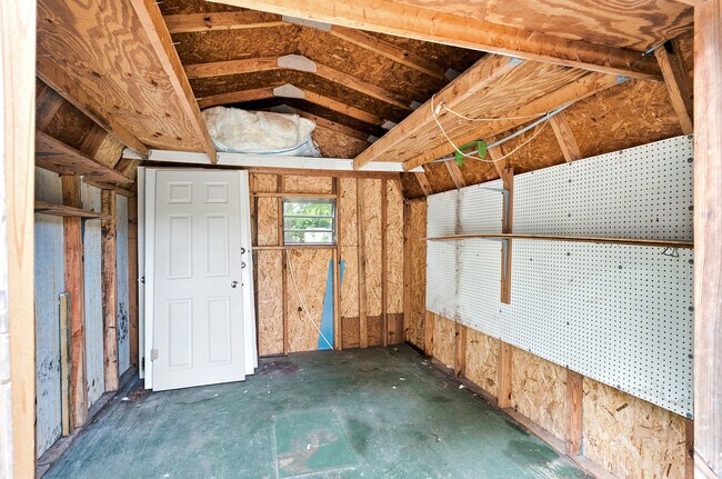 Building Photo - 5822 Tampico Rd