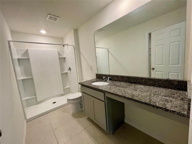 Building Photo - 348 Towns Cir