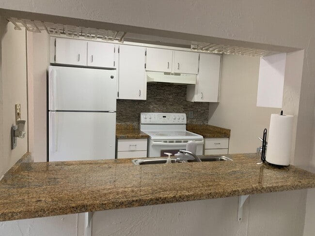 Building Photo - 3124 US-441