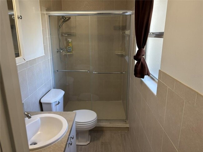 Building Photo - 6106 Lawncrest Pl