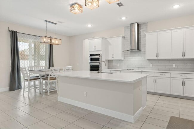 Building Photo - 8373 Ludington Cir