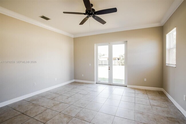 Building Photo - 18686 SW 132nd Ave