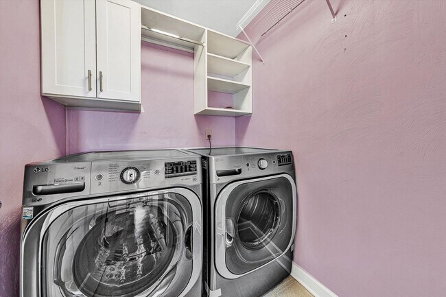 Building Photo - 1147 Belcroft Court