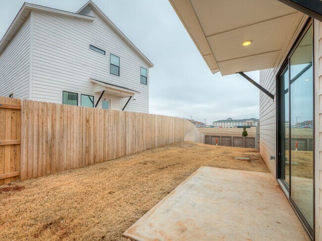 Building Photo - Beautiful New Construction Home in Edmond/Oklahoma City