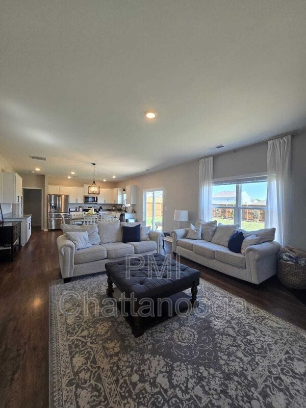 Building Photo - 8631 Briar Rose Pl