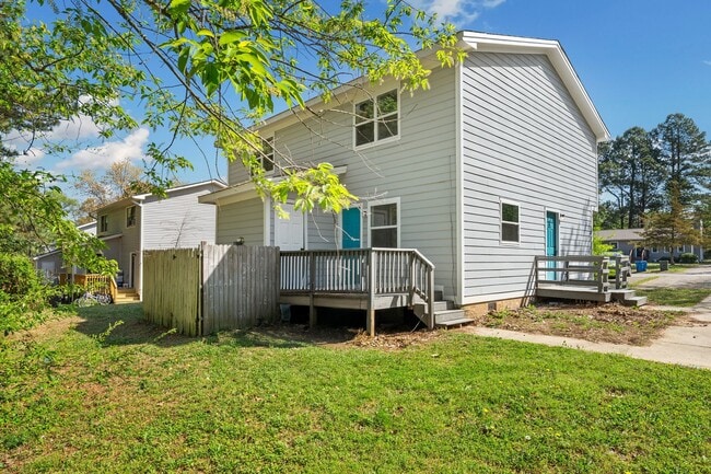 Building Photo - 2509 Stadium Dr