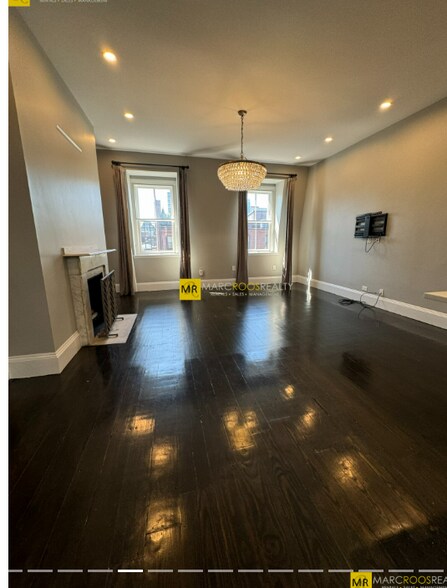 Building Photo - 265 Beacon St