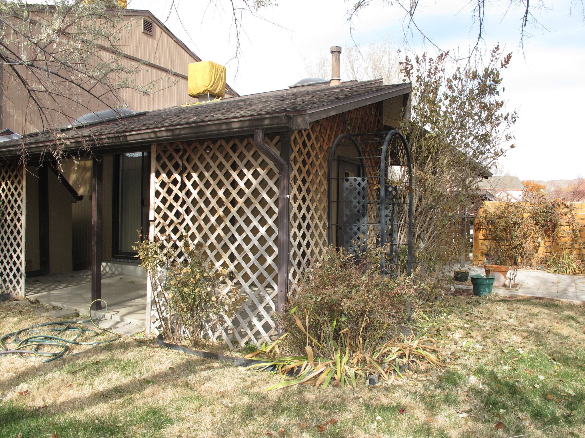 Building Photo - 3289 N Good Hope Cir