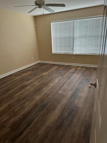 Building Photo - 3041 Verdmont Ln