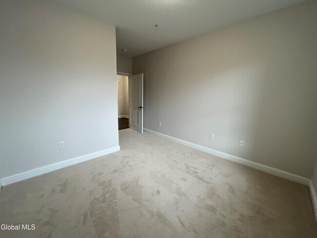 Building Photo - 130 Excelsior Ave