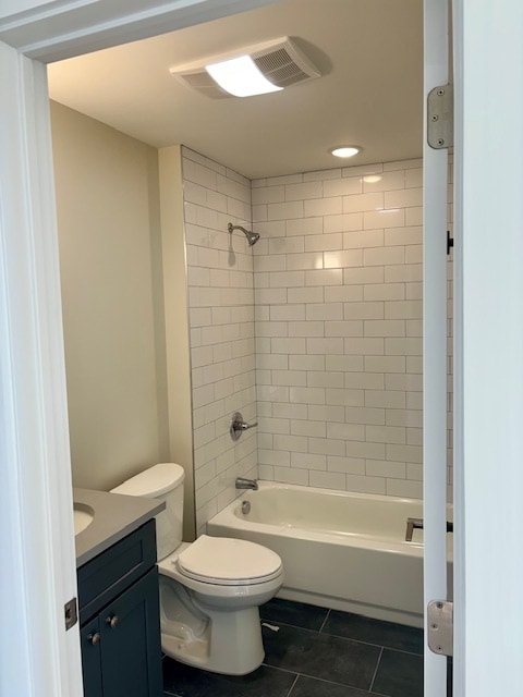 Building Photo - 1634 Hewitt Ave