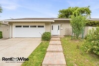 Building Photo - 536 W Hillsdale Blvd