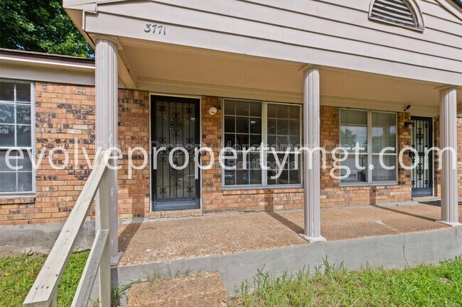 Building Photo - 3771 Ironwood Dr