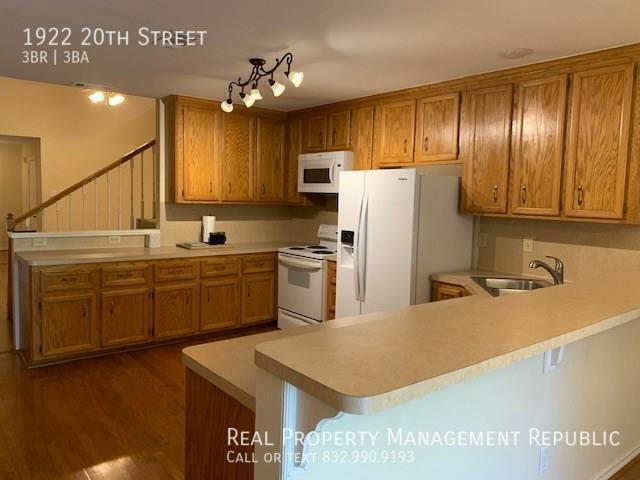 Building Photo - 1922 20th St