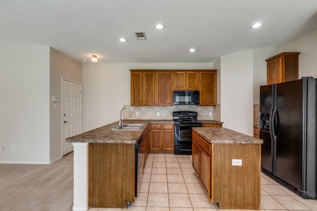 Building Photo - 11923 Stephenville Dr