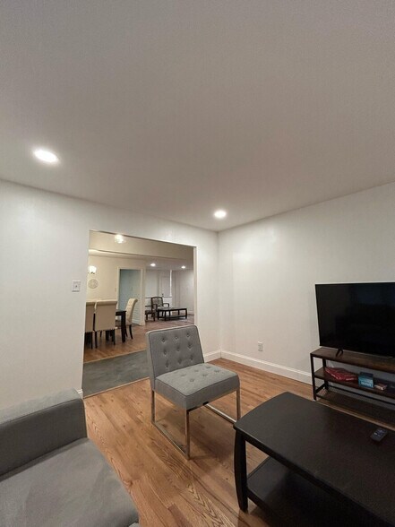 Building Photo - 11915 Brampton Hunt Rd