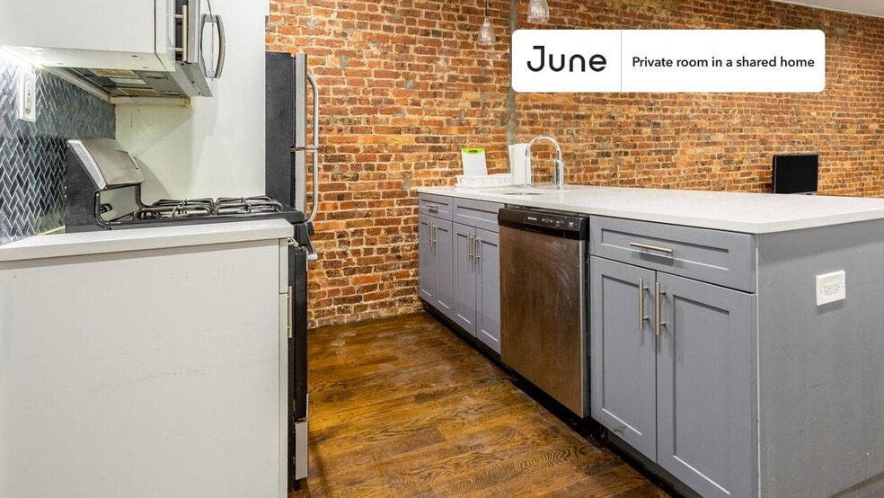 Building Photo - Room in Shared 4 bed/2 bath home in Bushwick