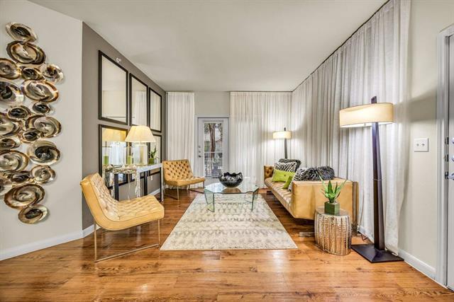 Building Photo - 625 E Stassney Ln