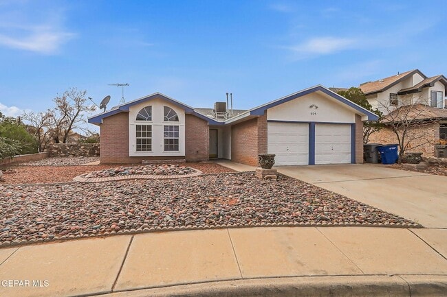 Building Photo - 905 Mark Wallace Ln