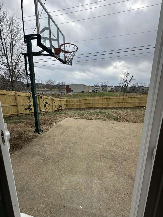 Building Photo - 2424 Calendula Rd