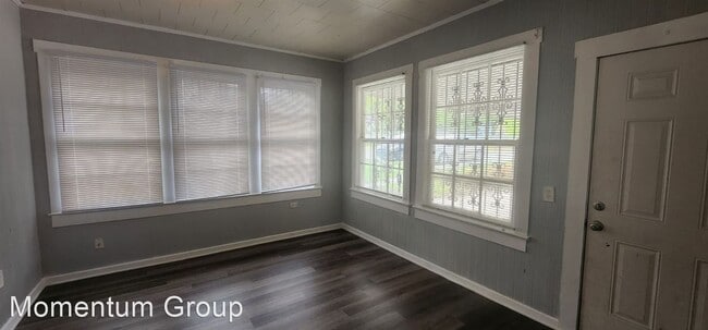 Building Photo - 3 br, 2 bath House - 1148 Gilmore Avenue