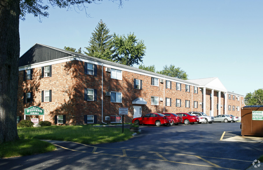 Building Photo - Western Arms Apartments