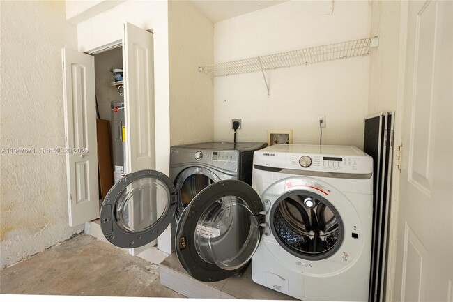 Building Photo - 11851 SW 80th Terrace