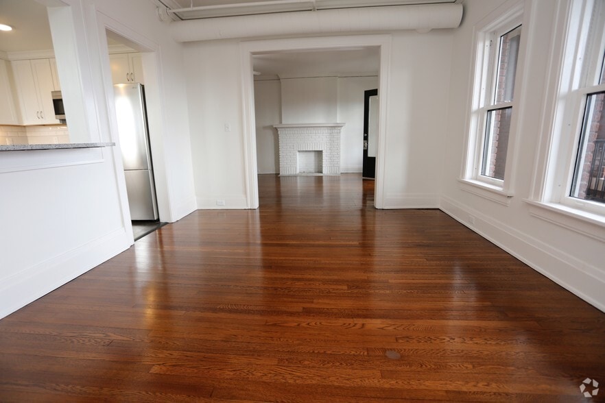 Schmidt Apartments 246 E Market St Sandusky OH 44870 Apartment Finder