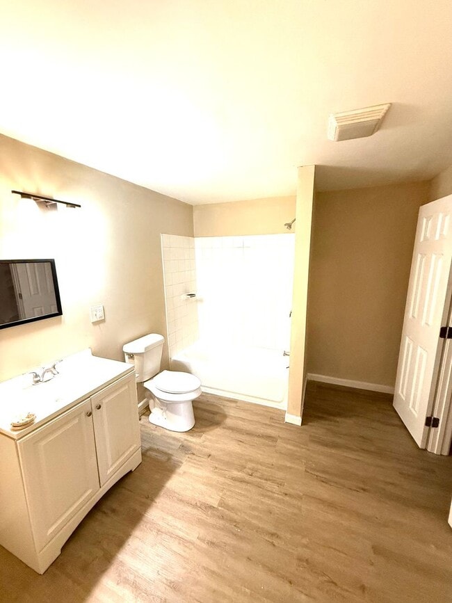 Building Photo - ** 3 Bed 2 Bath located off Zelda Road ** Call 334-366-9198 to schedule a self-tour