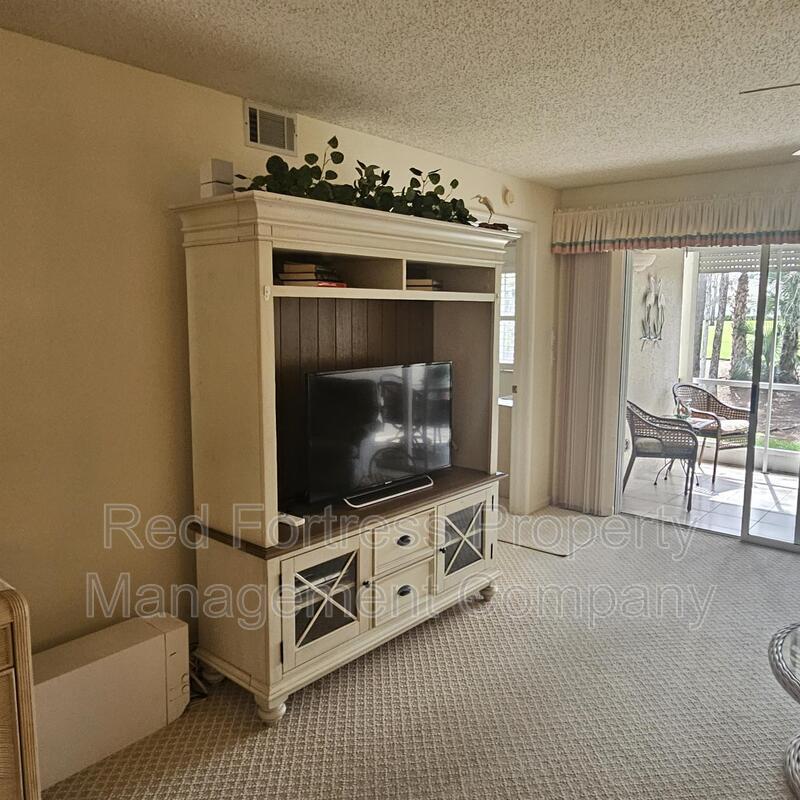 Building Photo - 6700 Dennis Cir