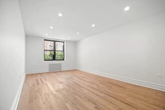 Building Photo - 97-25 64th Ave